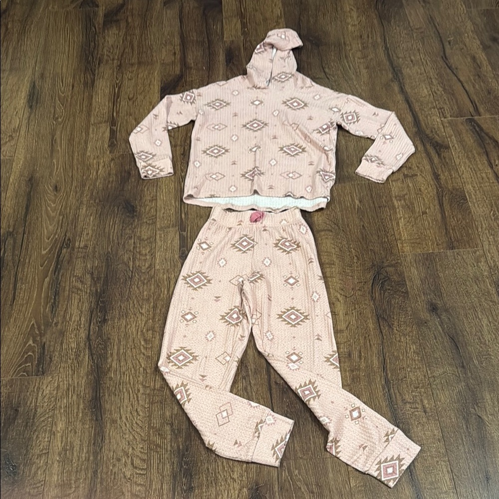 Place Pink and Brown Matching Set